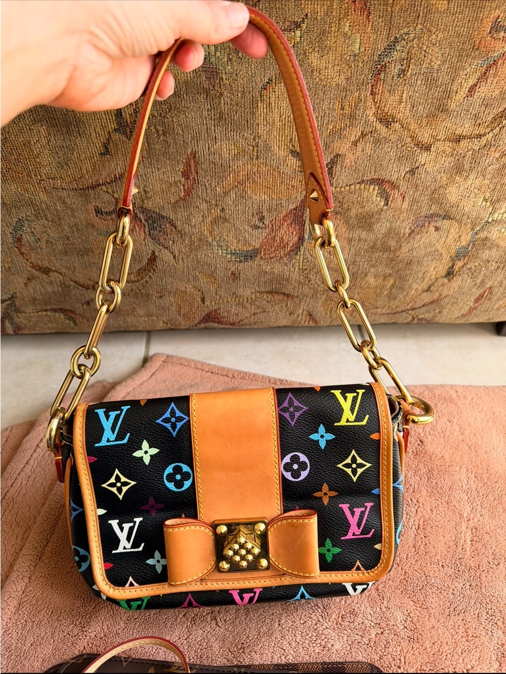 Authentic✨Louis Vuitton Murakami Multicolore
Patti Noir Black Shoulder Bag✨ - Picture 7 of 13